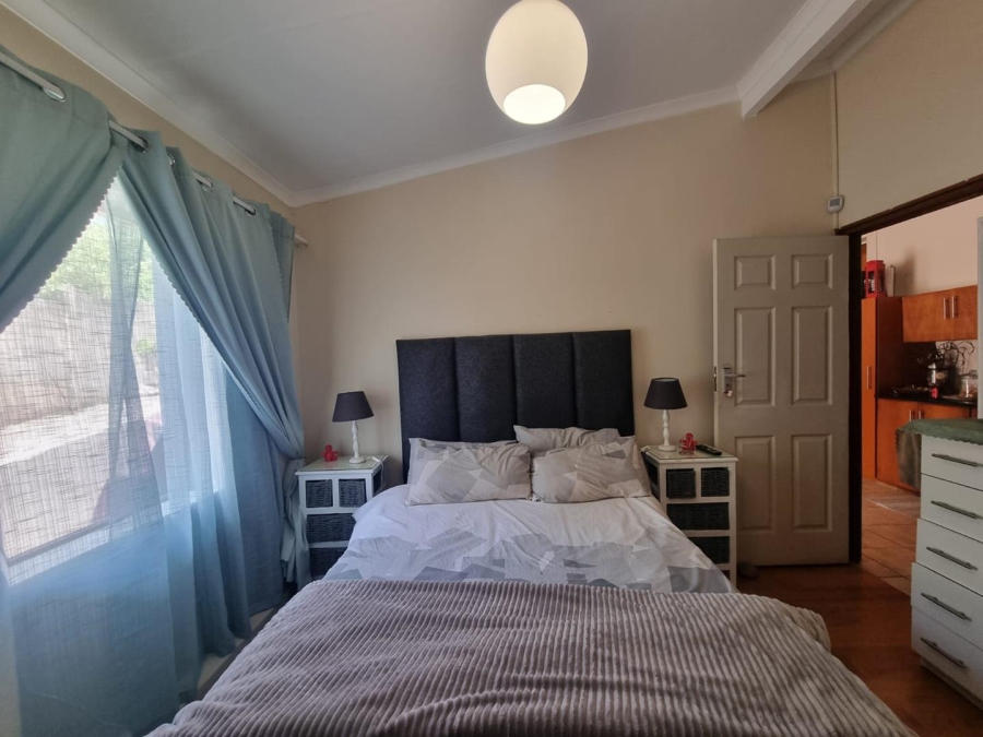 3 Bedroom Property for Sale in Fraaiuitsig Western Cape